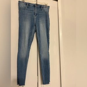Abercrombie & Fitch- Simone High Rise Jean Legging, Size 29 / 8 Short